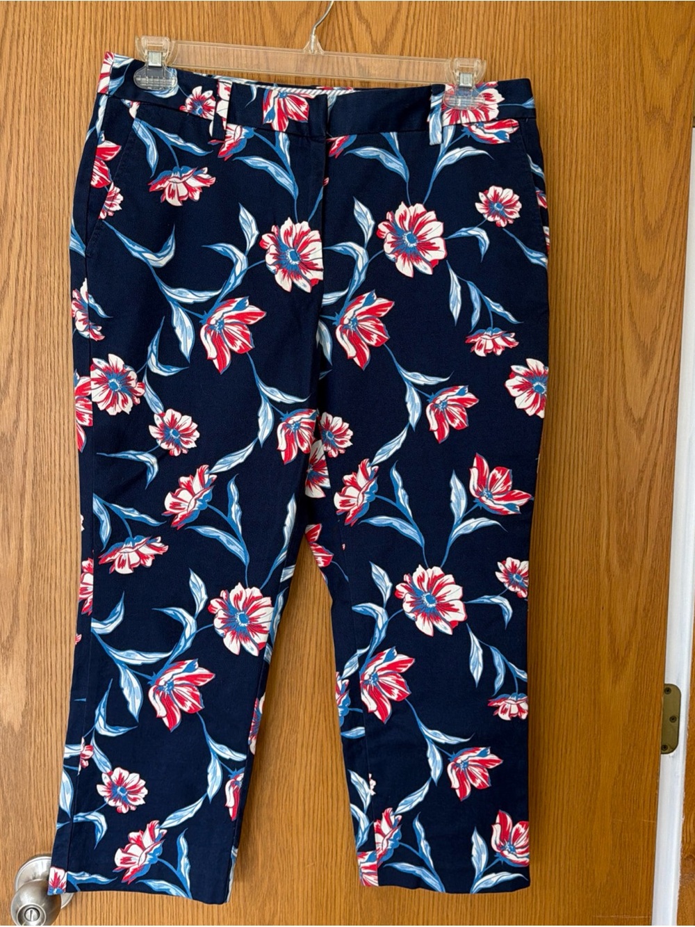 NWT Lands’ End Cropped Mid rise Chino Pant Deep Sea Floral Women’s 12P Preppy